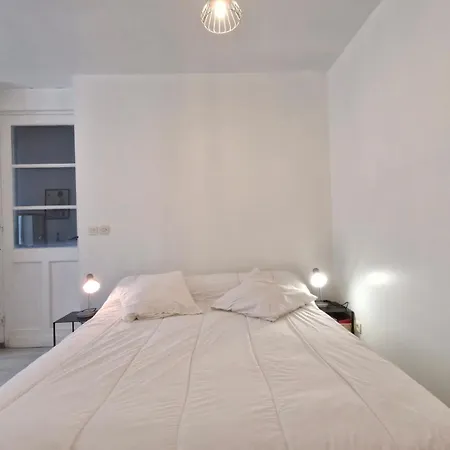 - - Rez-de-jardin - Marche A Deux Pas A 600m Apartamento