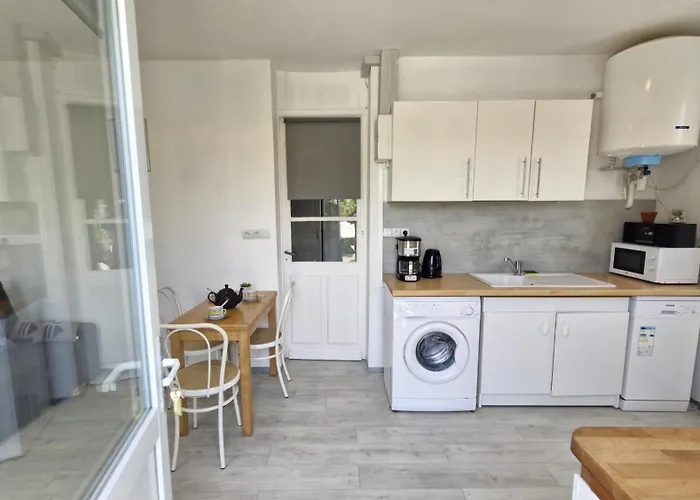 - - Rez-de-jardin - Marche A Deux Pas A 600m Appartement Royan