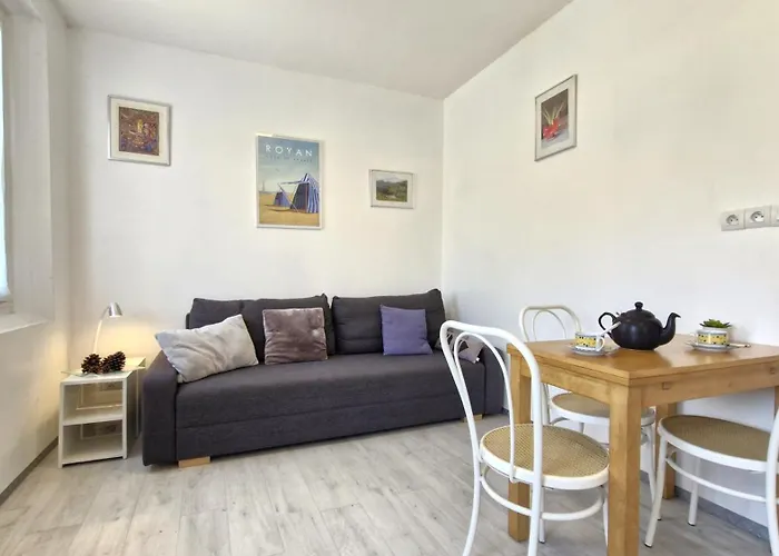 Appartement - - Rez-de-jardin - Marche A Deux Pas A 600m Royan