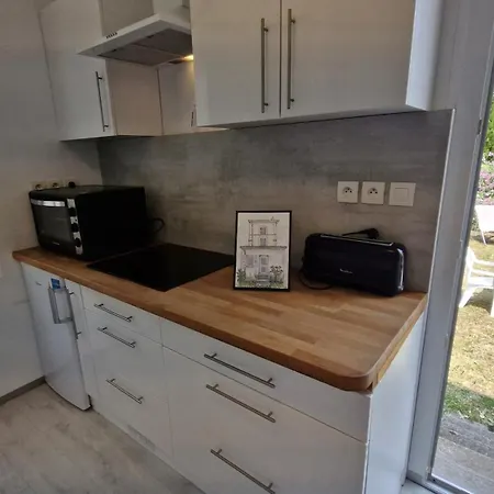 - - Rez-de-jardin - Marche à Deux Pas à 600m Apartamento Royan