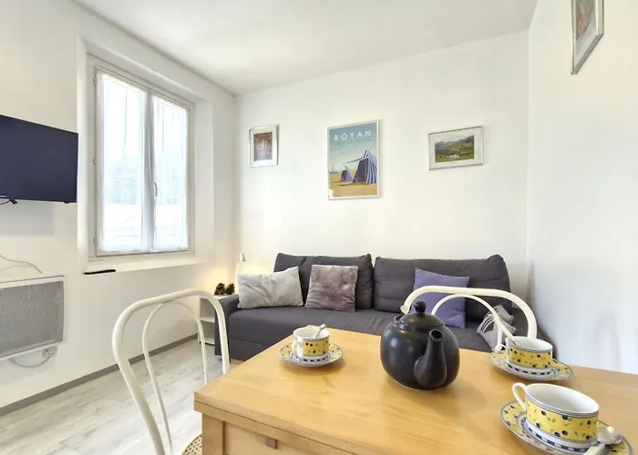 - - Rez-de-jardin - Marche A Deux Pas A 600m رويا